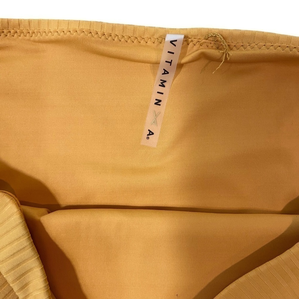 Vitamin A Cali High Leg Classic Coverage Bottom NWOT - Picture 8 of 9